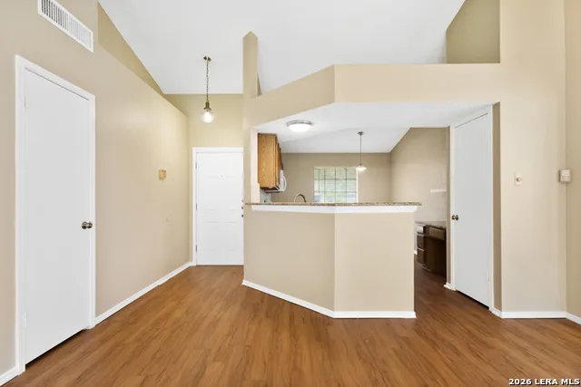 8007 Forest Crossing Live Oak, TX 78233
