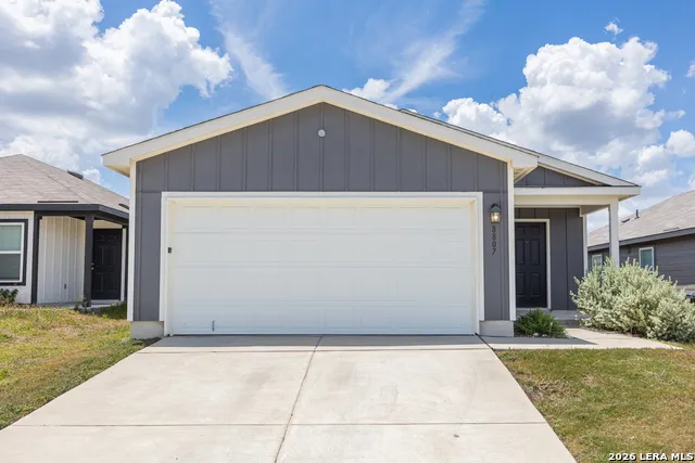 8807 OSPREY TRL San Antonio, TX 78222