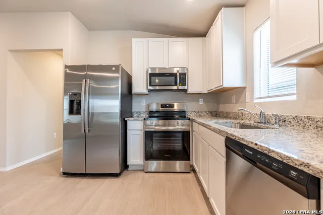 8807 OSPREY TRL San Antonio, TX 78222