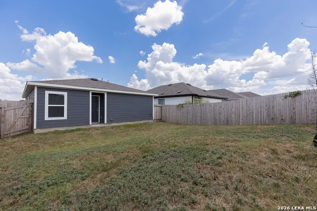 8807 OSPREY TRL San Antonio, TX 78222