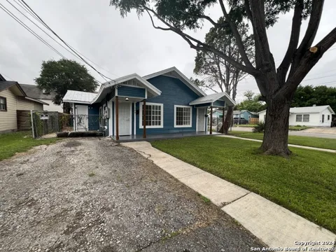 124 WIGGINS PL