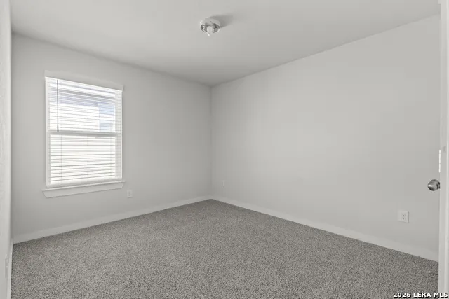 4837 PARK GLN Marion, TX 78124