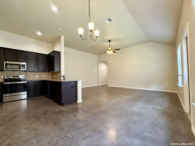 424 JACK RABBIT LN Unit A Buda, TX 78610