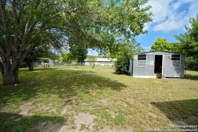 823 SERNA DR New Braunfels, TX 78130