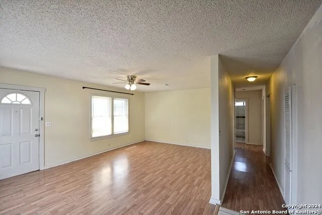 823 SERNA DR New Braunfels, TX 78130