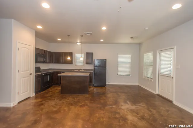 1302 GARDEN DUSK  # 1 Unit 1 San Antonio, TX 78245