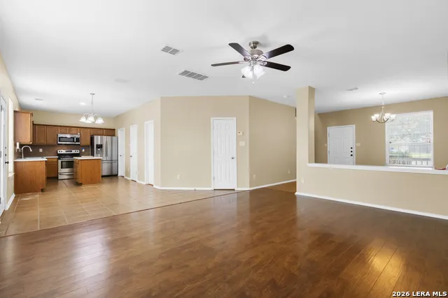 157 CARMEL DR Cibolo, TX 78108