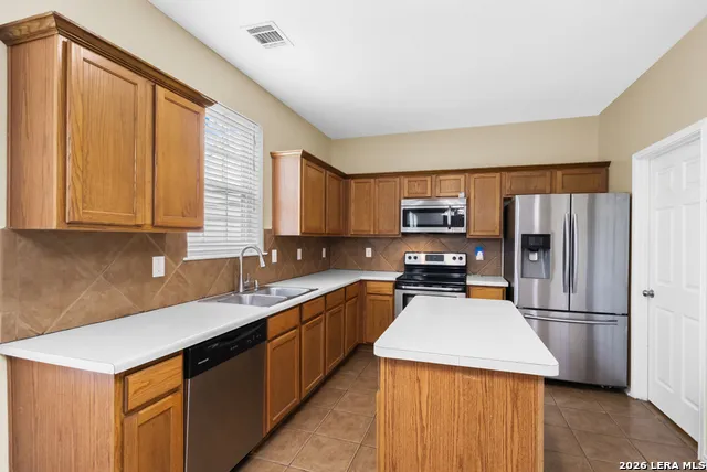 157 CARMEL DR Cibolo, TX 78108