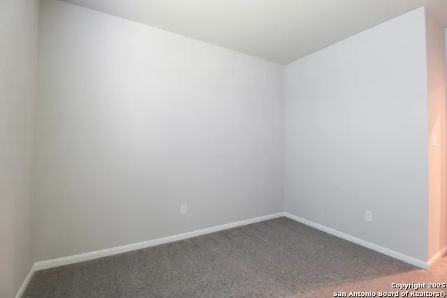 3713 Tripps Seguin, TX 78155