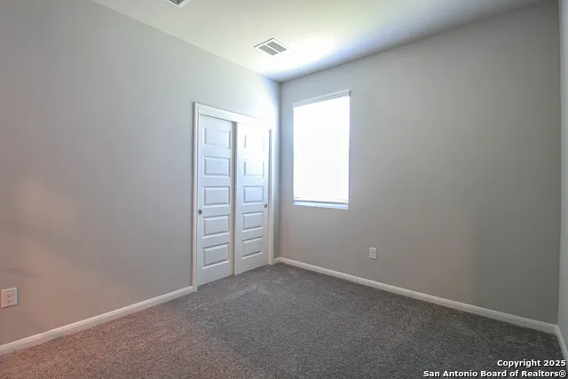 3713 Tripps Seguin, TX 78155