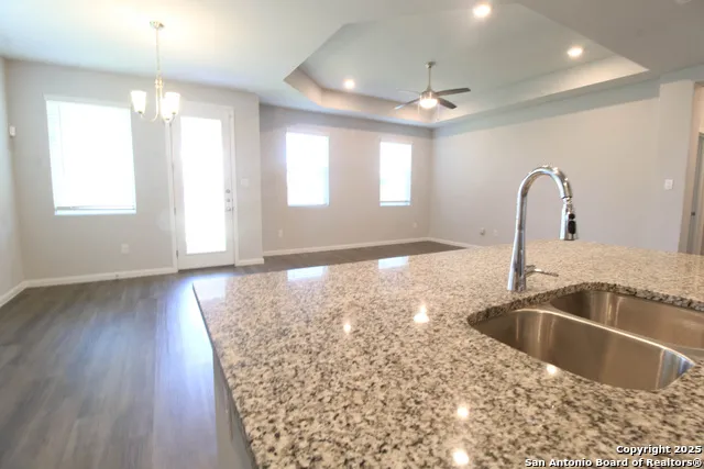 3713 Tripps Seguin, TX 78155