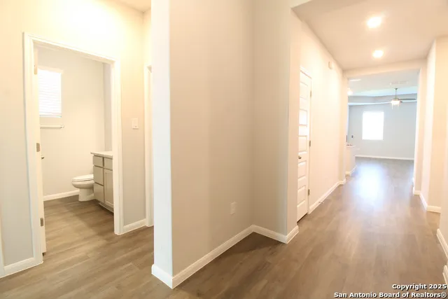 3713 Tripps Seguin, TX 78155