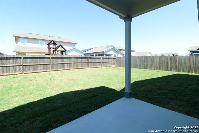 3713 Tripps Seguin, TX 78155