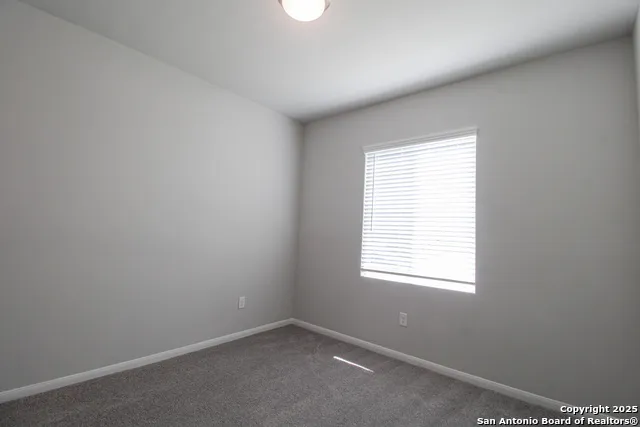 3713 Tripps Seguin, TX 78155