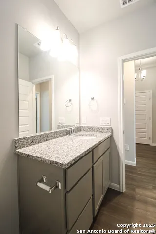 3713 Tripps Seguin, TX 78155