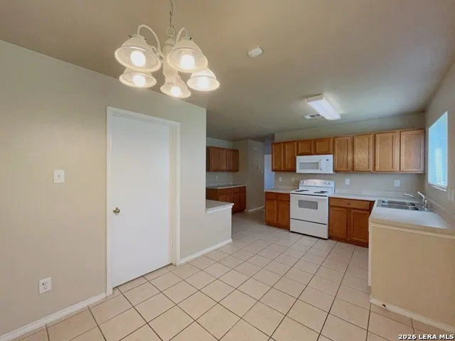 101 Willow Hill Cibolo, TX 78108