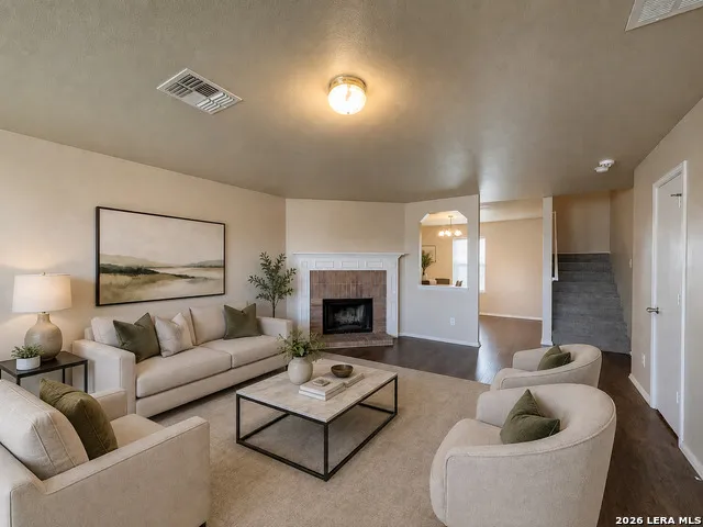 101 Willow Hill Cibolo, TX 78108