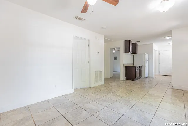 601 COLEMAN ST Unit 2 San Antonio, TX 78208