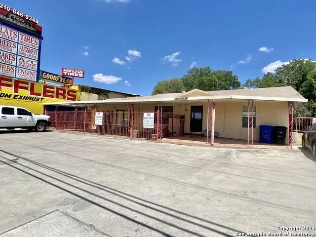 12719 NACOGDOCHES RD San Antonio, TX 78217