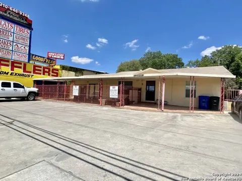 12719 NACOGDOCHES RD