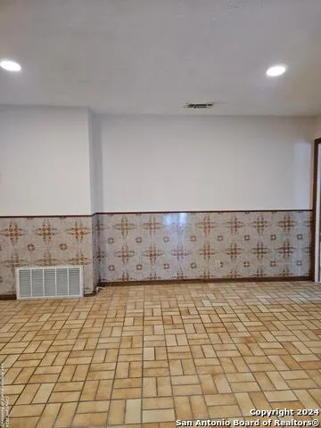 12719 NACOGDOCHES RD San Antonio, TX 78217