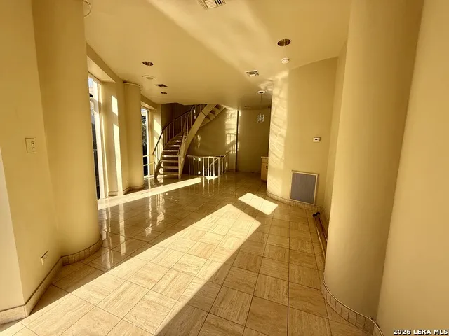 1020 Navarro San Antonio, TX 78205