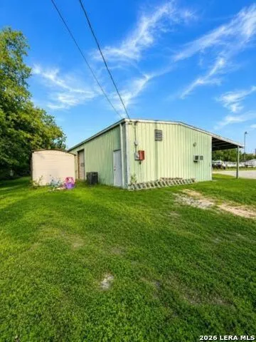 2352 S WW White San Antonio, TX 78222