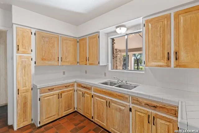 6268 Highway 27 Kerrville, TX 78028