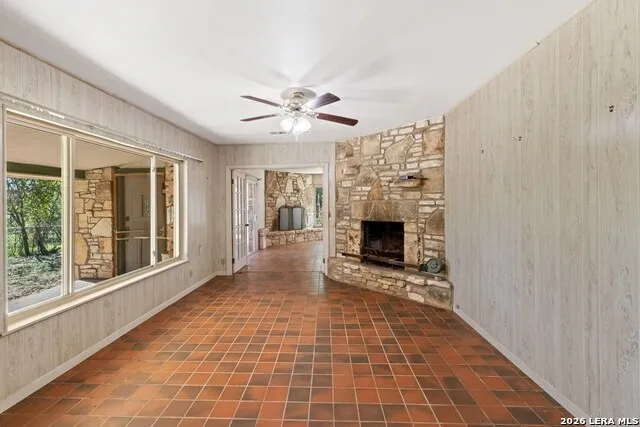 6268 Highway 27 Kerrville, TX 78028