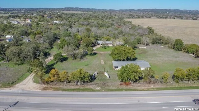 6268 Highway 27 Kerrville, TX 78028