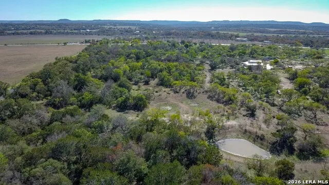 6268 Highway 27 Kerrville, TX 78028