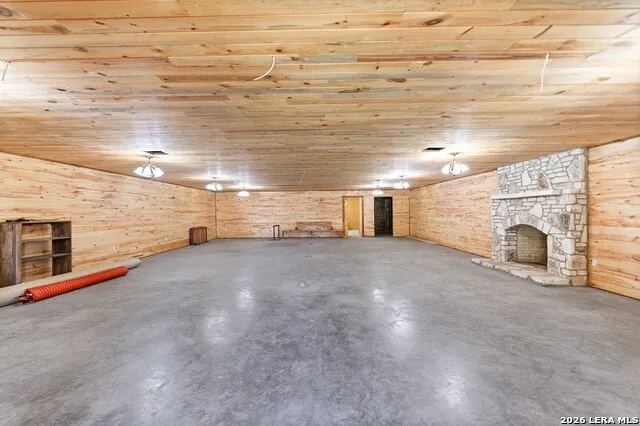 6268 Highway 27 Kerrville, TX 78028