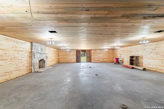6268 Highway 27 Kerrville, TX 78028