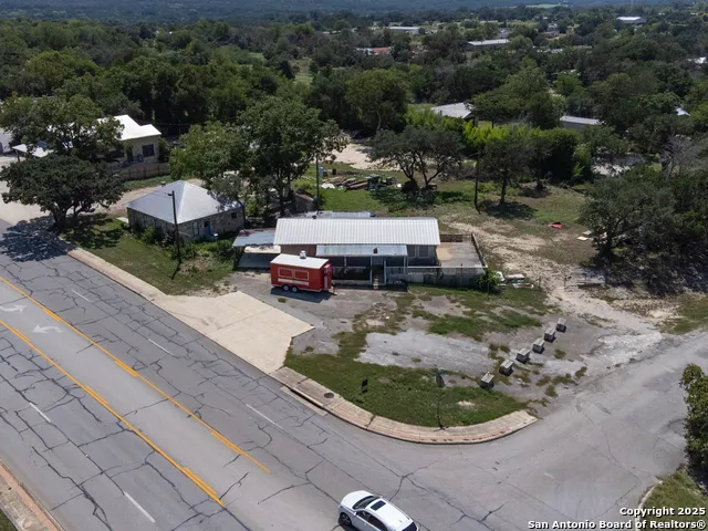 9702 State Highway 16 Pipe Creek, TX 78063