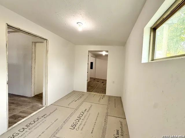 9702 State Highway 16 Pipe Creek, TX 78063