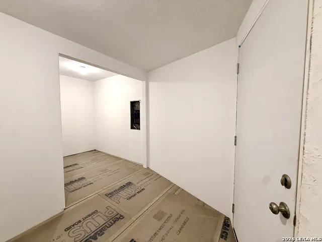9702 State Highway 16 Pipe Creek, TX 78063