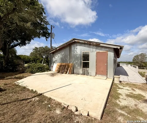 9702 State Highway 16 Pipe Creek, TX 78063