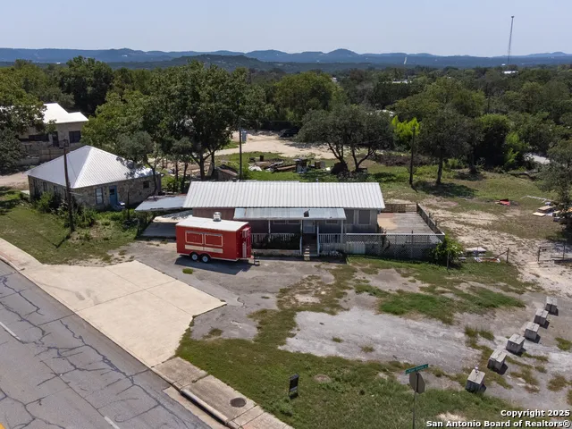 9702 State Highway 16 Pipe Creek, TX 78063