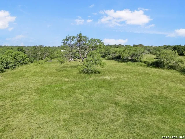 4347 COMMERCIAL AVE San Antonio, TX 78221