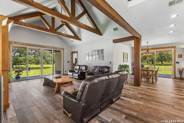 70 Richter Rd Boerne, TX 78006