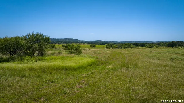 9978 hay spring Fredonia, TX 76842