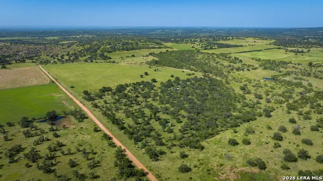 9978 hay spring Fredonia, TX 76842