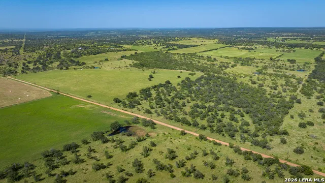 9978 hay spring Fredonia, TX 76842