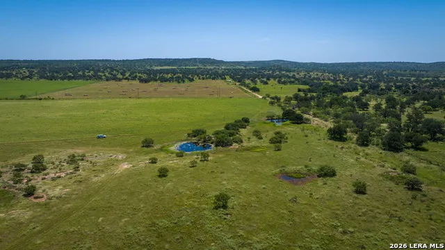 9978 hay spring Fredonia, TX 76842