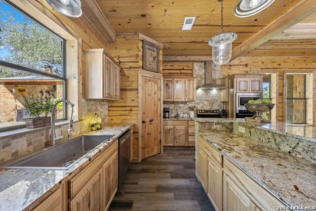 3355 Jim Brite Rd Pleasanton, TX 78064