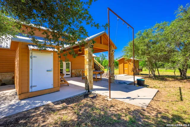 3355 Jim Brite Rd Pleasanton, TX 78064