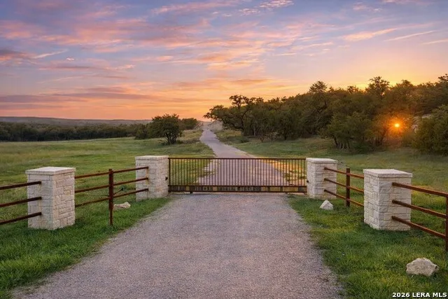 0 Limestone Hollow Wimberley, TX 78676