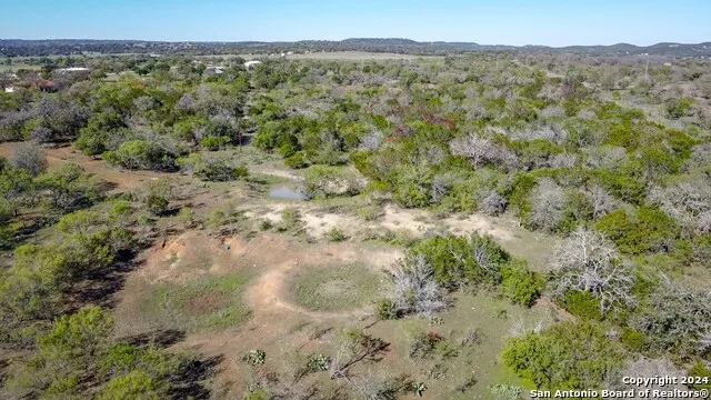6268 Highway 27 Center Point, TX 78010