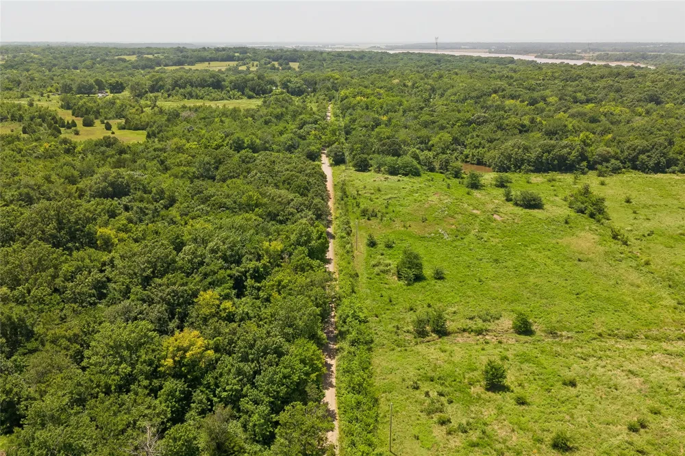 2 W Fern Mountain Road Muskogee, OK 74401