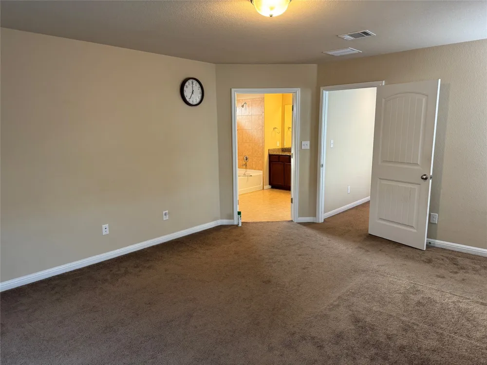 2916 Cotton Gin Drive Round Rock, TX 78664